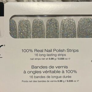 Color Street nail set ft worth it